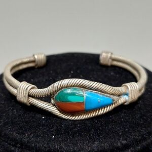 Antique Mexican 925 cuff bracelet inlaid with turquoise malachite & coral stones